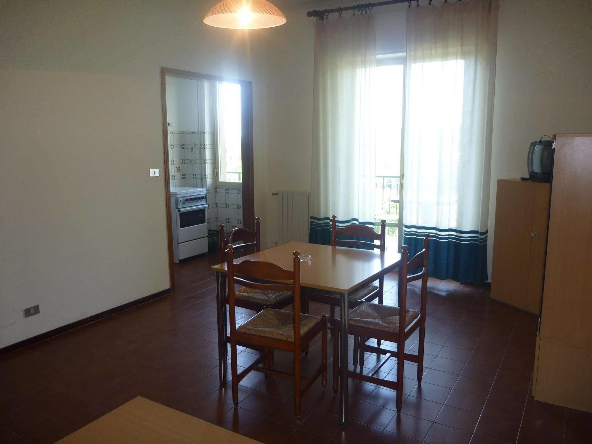 Villaggio Rta Borgoverde Imperia Exterior photo